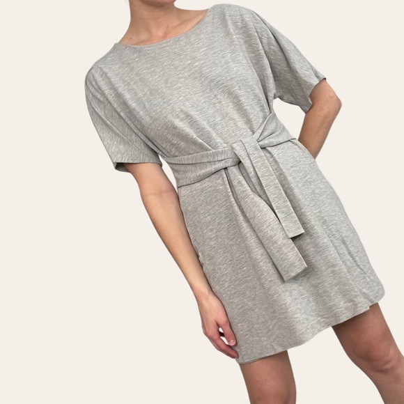 Express Front Tie Grey TShirt Dress 💕 - Picture 3 of 4